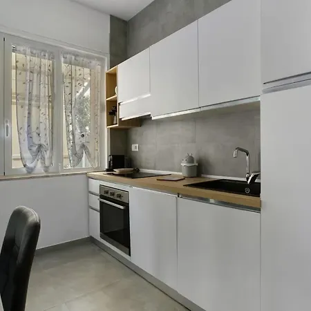 דירה 'carducci 213 By Interhome מרינה די פיאטרסנטה